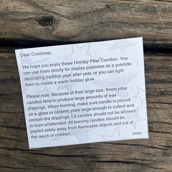 VINTAGE HOLIDAY SET OF 3 PILLAR CANDLES ETCHED BEAUTIES - Picture 4 of 13